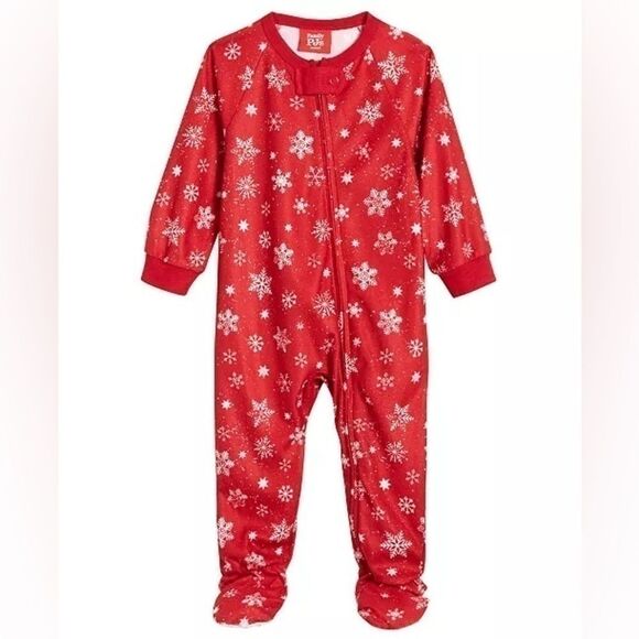 New Family Pajamas Matching Baby Merry Snowflake Footie One-Piece size 24months - Picture 2 of 5